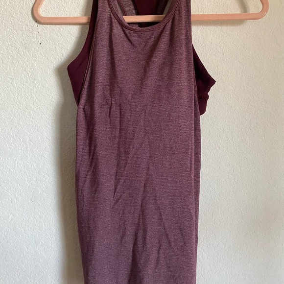 Lululemon Extra Mile 2 In 1 Tank Heathered Garnet / Garnet Athleisure Workout 4 - Picture 2 of 10